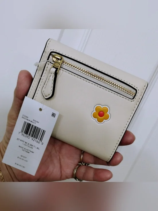 Coach Wallet Star Print NWT - Picture 2 of 10